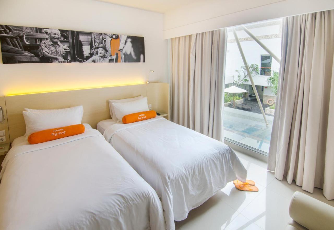 Harris Hotel And Conventions Denpasar Bali Exterior foto